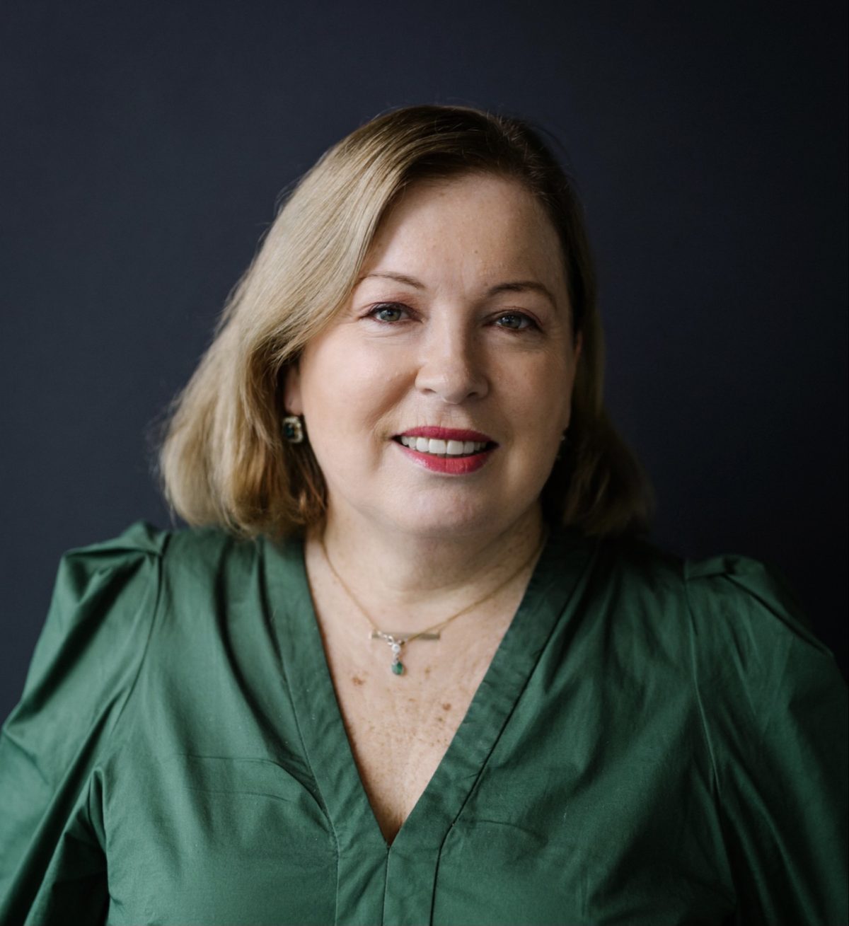Image of Lorraine Poulos, guest on episode 20 of the Community Therapy Podcast.